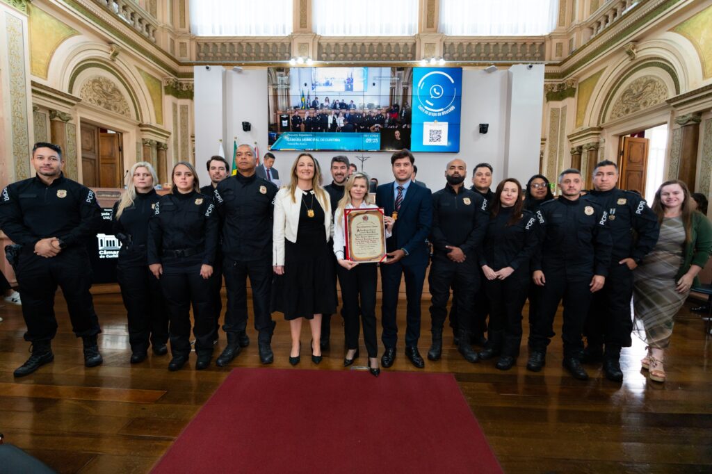 HOMENAGEM AO NÚCLEO DE PROTEÇÃO DA CRIANÇA E DO ADOLESCENTE (NUCRIA)